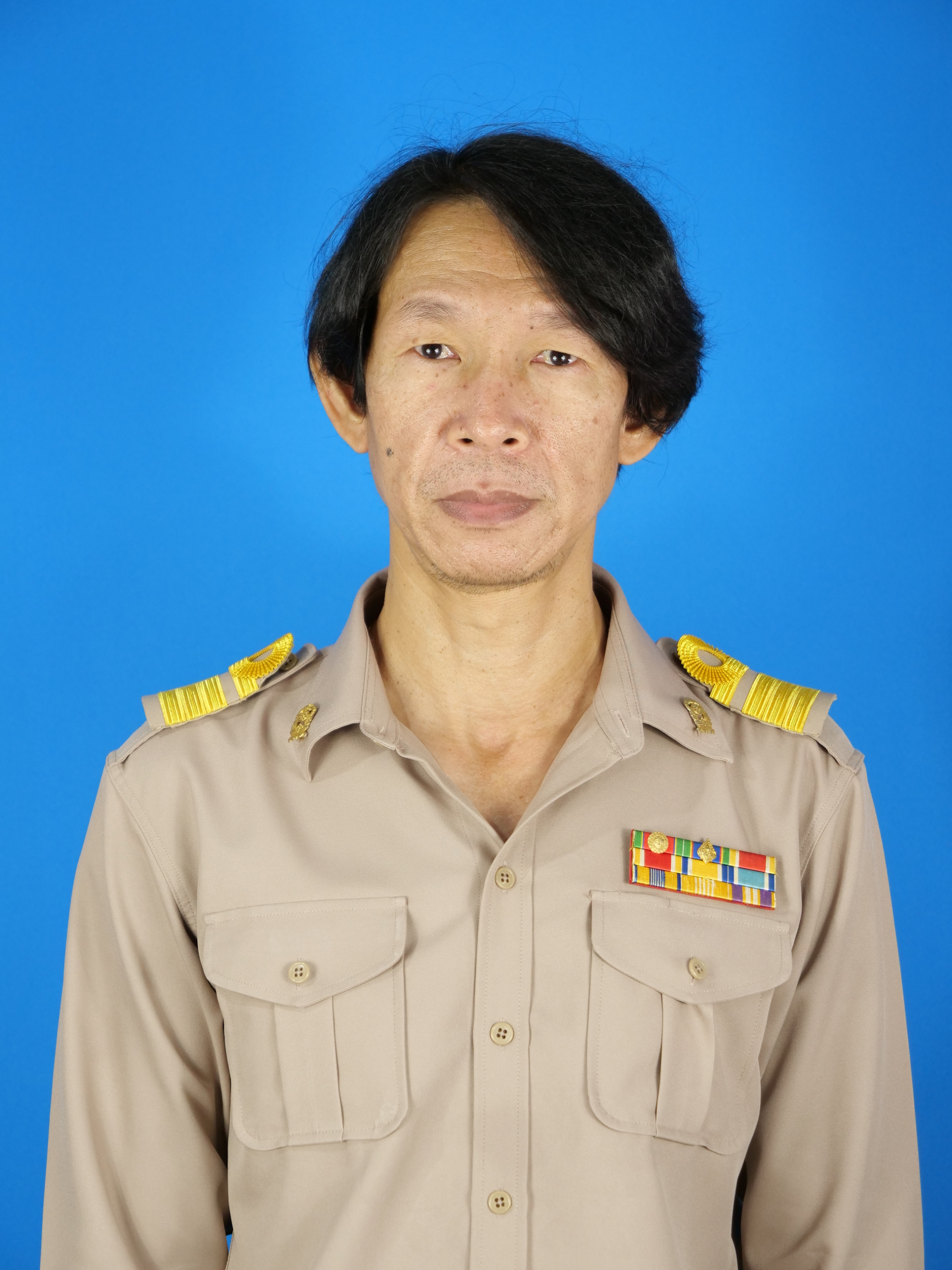 นายสมโชค สำเร็จกิจ